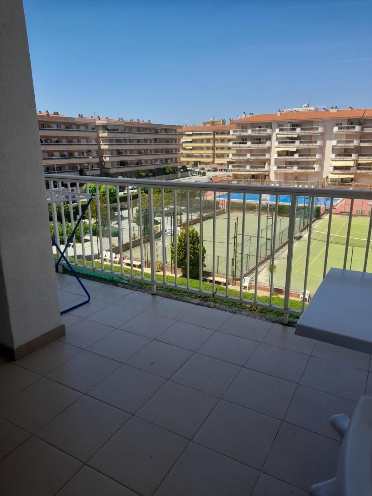 Apcostas Els Pins Lotus Apartment Бланес Екстериор снимка
