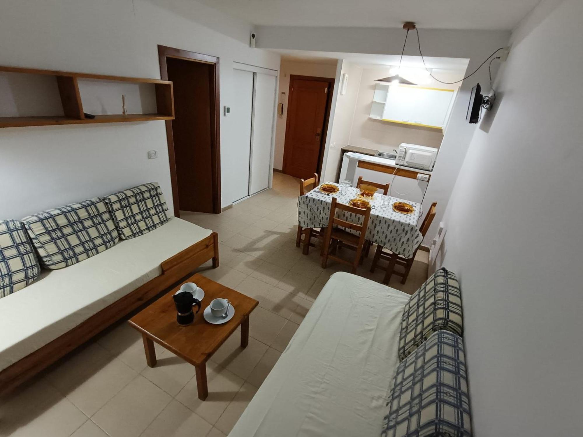 Apcostas Els Pins Lotus Apartment Бланес Екстериор снимка